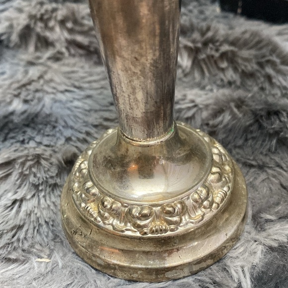 Ianthe Silver Vintage English silver-plated flower vase - Picture 8 of 16